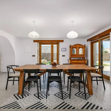 Villa Cangarela
