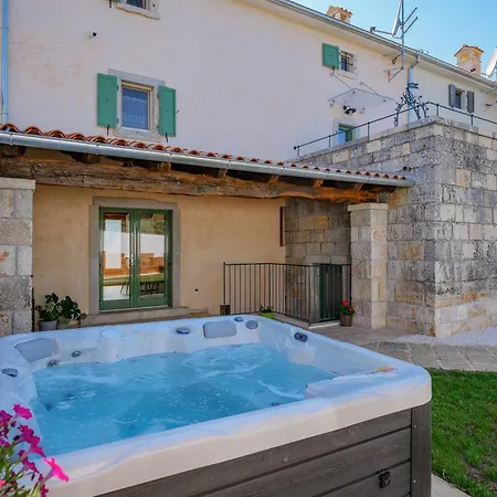 Cangarela * Višnjan